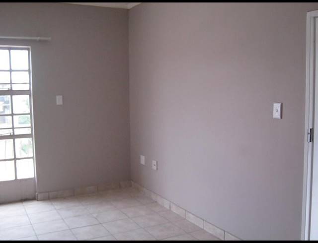 2 BEDROOM APARTMENT FOR SALE IN BRAKPAN NORTH